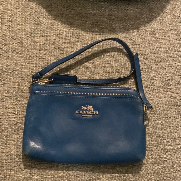 Genuine leather Coach wristlet - Picture 1 of 12